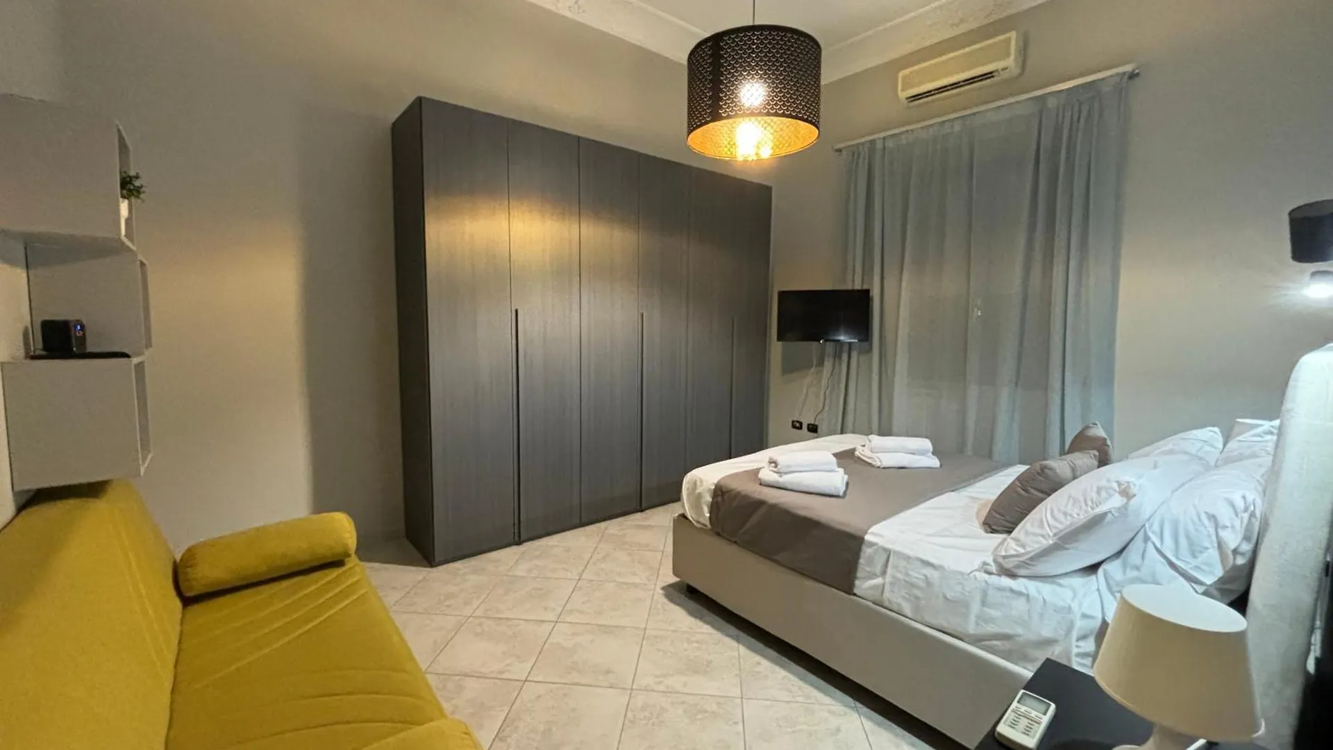 Dimora71 Bed & Breakfast Naples